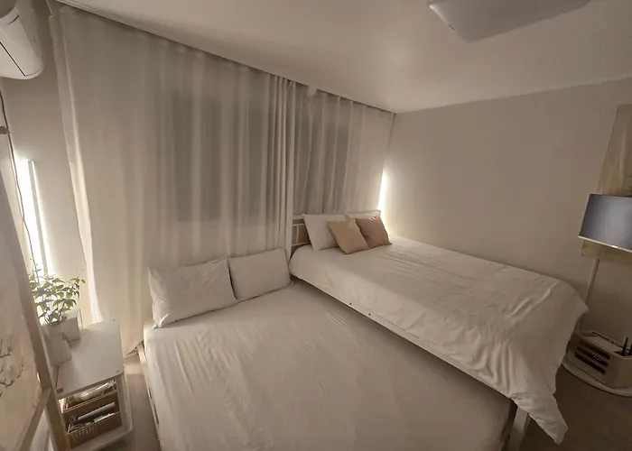 Mangwon Mangwon Station 2min 2 Queen Beds Hongdae Nearby アパート